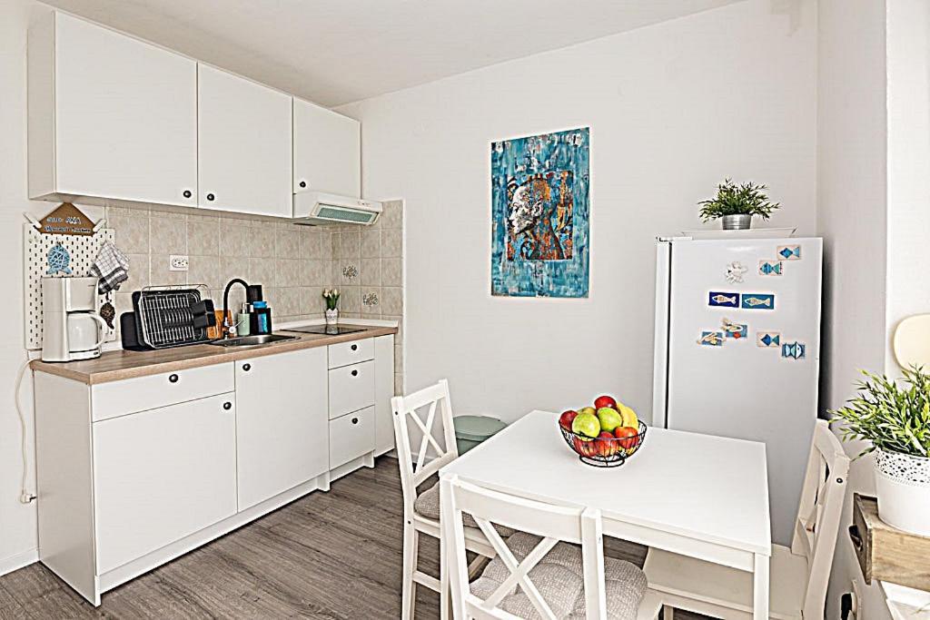 Ana Apartment ツリクヴェニツァ エクステリア 写真